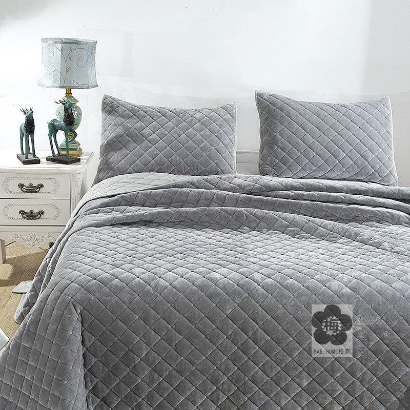 European Elegance: Quilted Gray Suede Pure Cotton Bed Cover SetGrey 224cmx234cm 