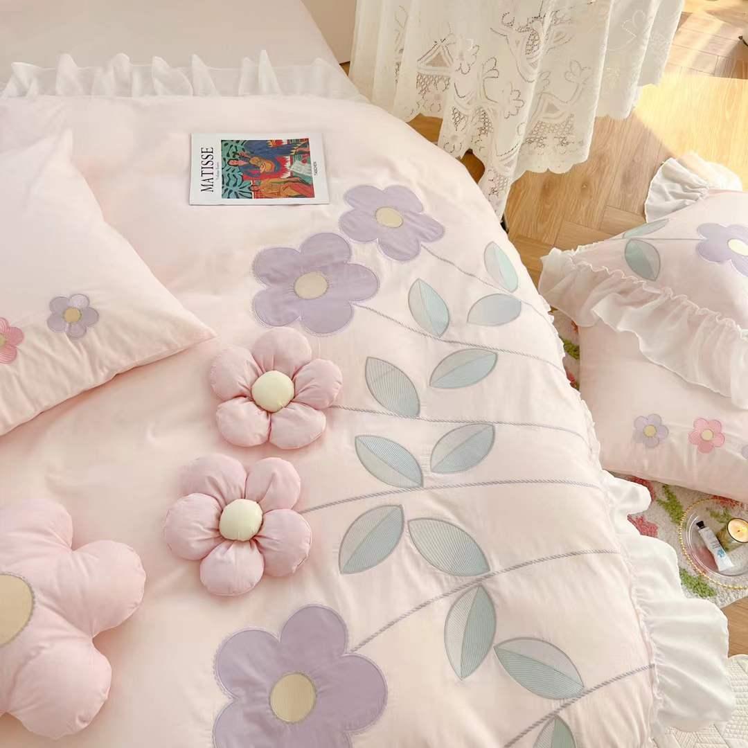 Blossoming Beauty: Cotton Kids Floral Three-Dimensional Embroidered Bedding Set  