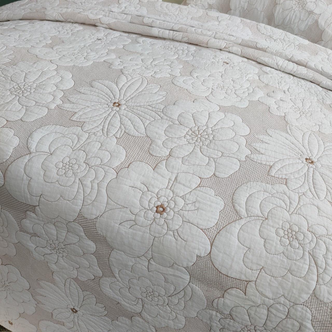 Camellia Elegance: Premium Cotton Thickened Three-Piece Pure White Beige Bed Cover Set  