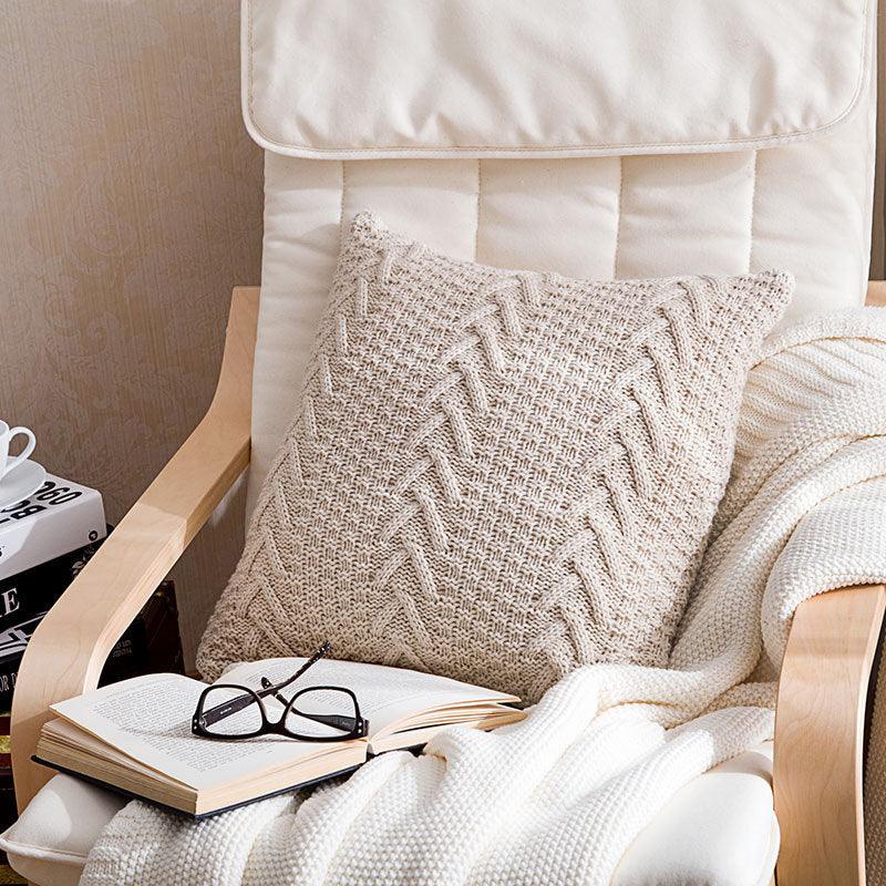 Cozy Comfort: Thick Wool Knitted Pillowcase - Elevate Your Home with Warm and Inviting TexturesBeige  