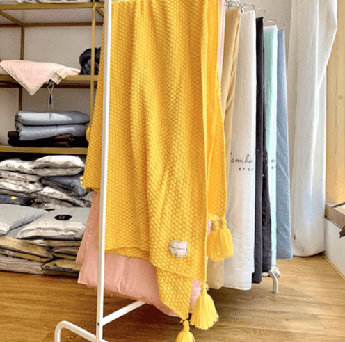 Fringed Knitting Blanket Wool BlanketYellow 130cmx170cm 
