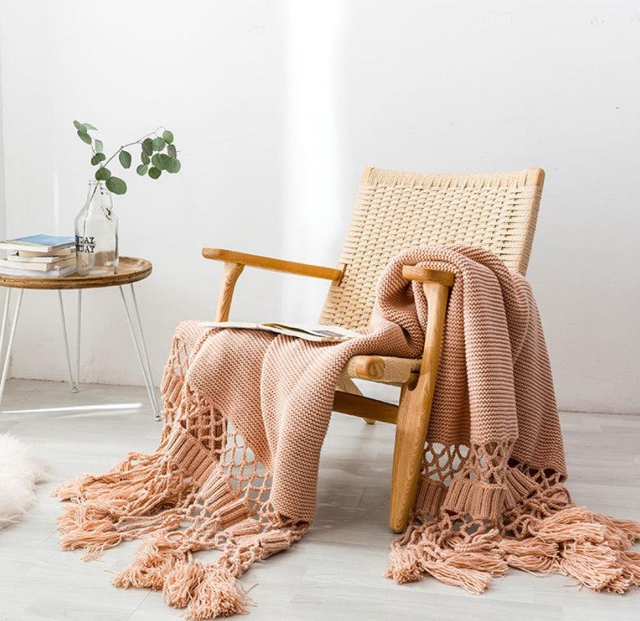 Hand-woven tassel knitted blanketPink  