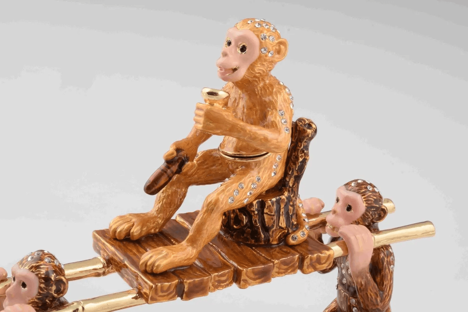 Monkeys Carrying Monkey King  