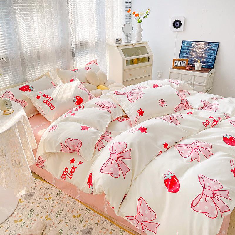 Vibrant Joy: Four-Piece Bright Printed Pattern Cotton Kids Bedding SetMilk Sweet Critical Strike 120cm 3 pcs set 